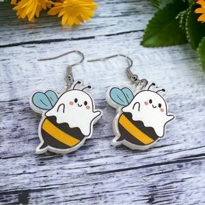 Boo Bees Dangle Earrings: Your Spooktacular Halloween Accessory! 👻🐝 NWT